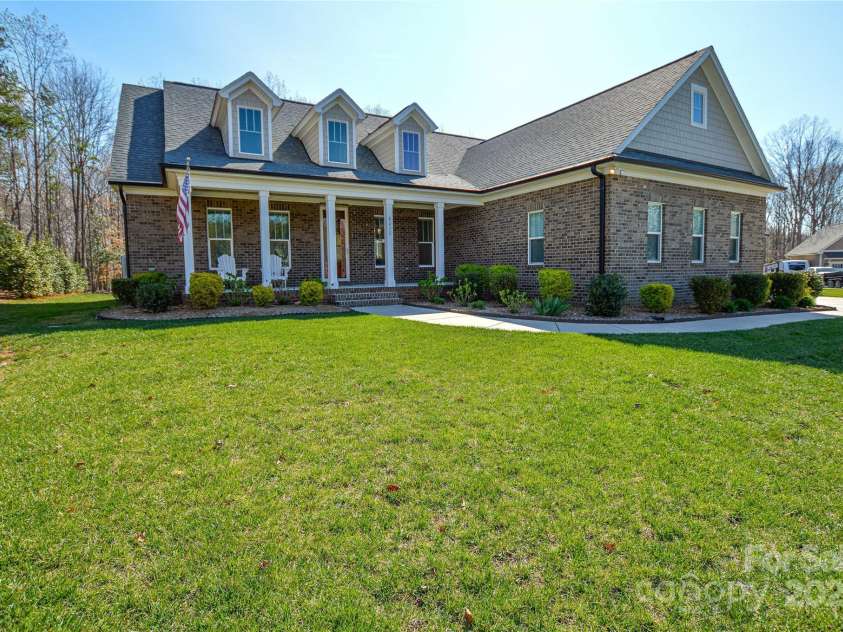 8212 Bennett Lane, Sherrills Ford, NC 28673.  MLS# CAR4239561, YatesRealty ID 7192. Front Elevation