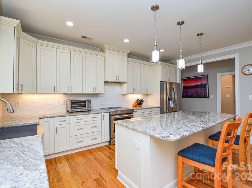 8212 Bennett Lane, Sherrills Ford, NC 28673.  MLS# CAR4239561, YatesRealty ID 7192. Kitchen