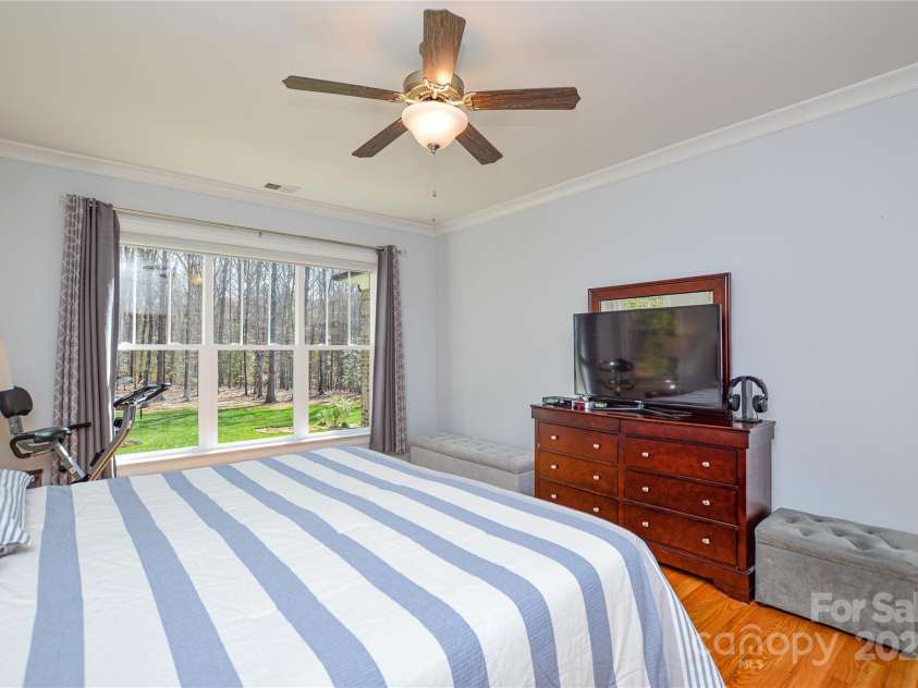 8212 Bennett Lane, Sherrills Ford, NC 28673.  MLS# CAR4239561, YatesRealty ID 7192. Primary Bedroom