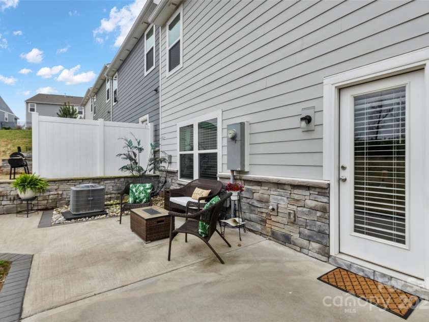 6563 Kinder Lane, Lancaster, SC 29720.  MLS# CAR4243037, YatesRealty ID 7193. 