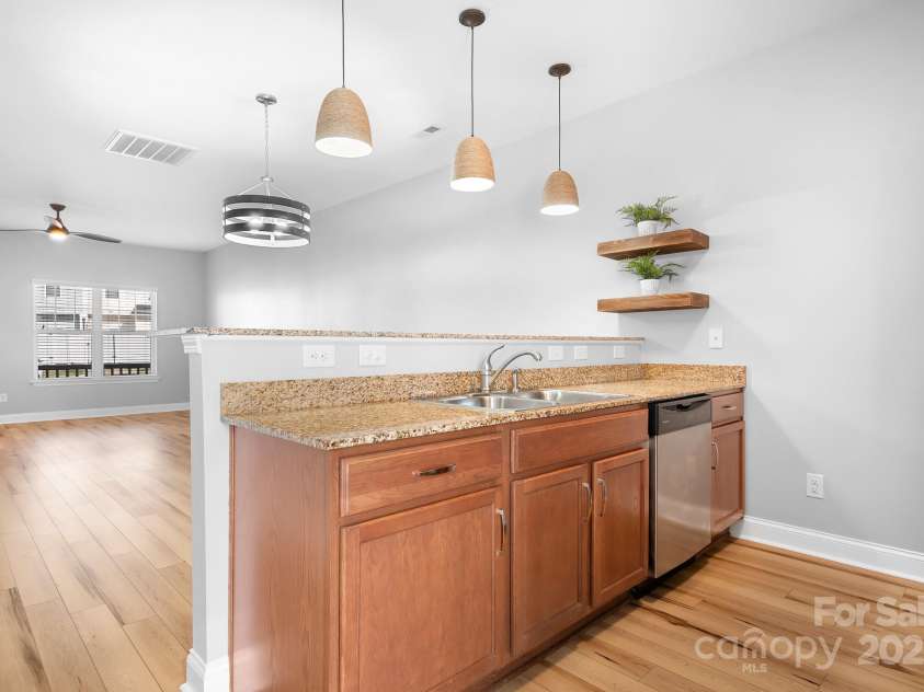 12417 Mcgrath Drive, Charlotte, NC 28269.  MLS# CAR4234181, YatesRealty ID 7194. 