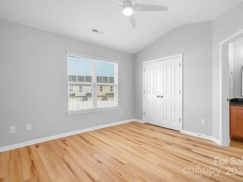 12417 Mcgrath Drive, Charlotte, NC 28269.  MLS# CAR4234181, YatesRealty ID 7194. 