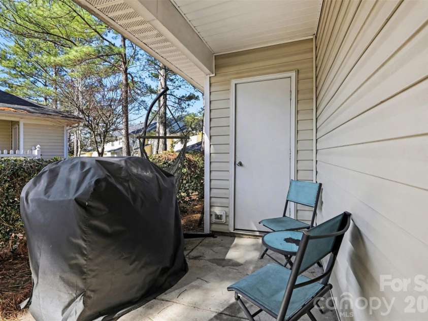 3653 Melrose Cottage Drive, Matthews, NC 28105.  MLS# CAR4350257, YatesRealty ID 7194. 