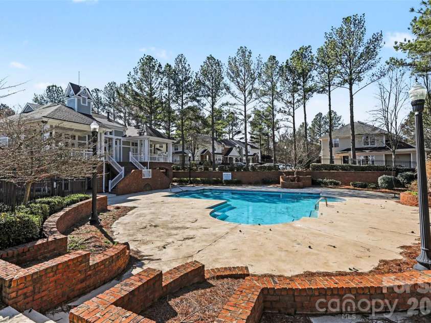 3653 Melrose Cottage Drive, Matthews, NC 28105.  MLS# CAR4350257, YatesRealty ID 7194. 