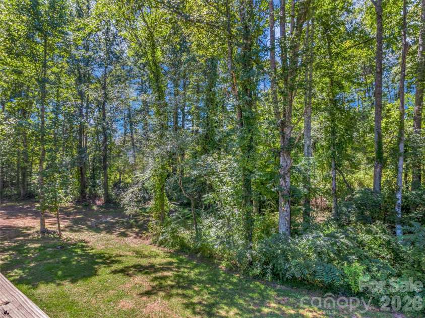 212 Walt Drive, Hendersonville, NC 28792.  MLS# CAR4299094, YatesRealty ID 7196. 