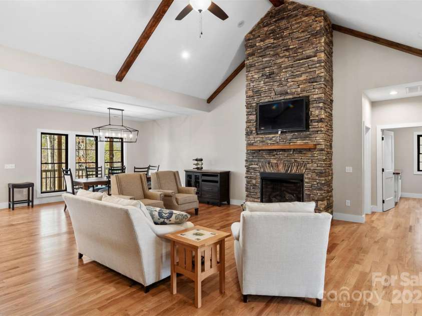 309 Sassafras Court, Lenoir, NC 28645.  MLS# CAR4185279, YatesRealty ID 7196. 