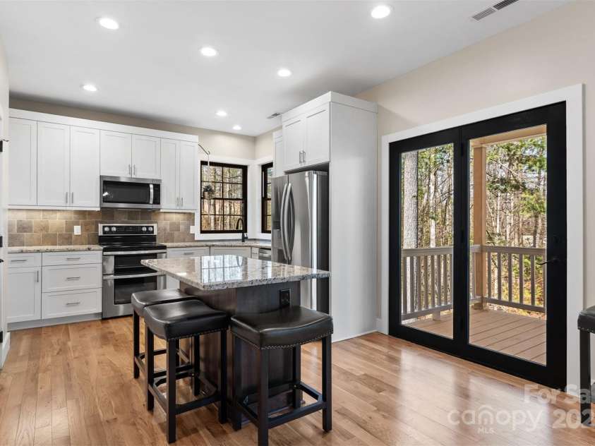 309 Sassafras Court, Lenoir, NC 28645.  MLS# CAR4185279, YatesRealty ID 7196. 