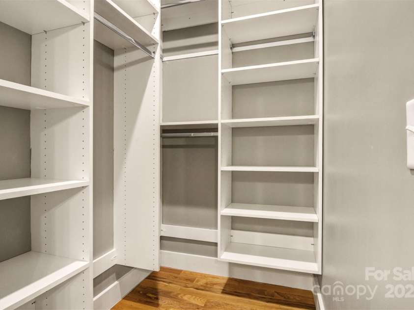 309 Sassafras Court, Lenoir, NC 28645.  MLS# CAR4185279, YatesRealty ID 7196. 