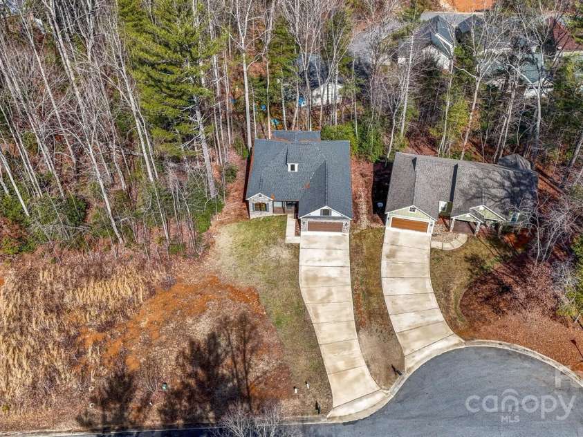 309 Sassafras Court, Lenoir, NC 28645.  MLS# CAR4185279, YatesRealty ID 7196. 