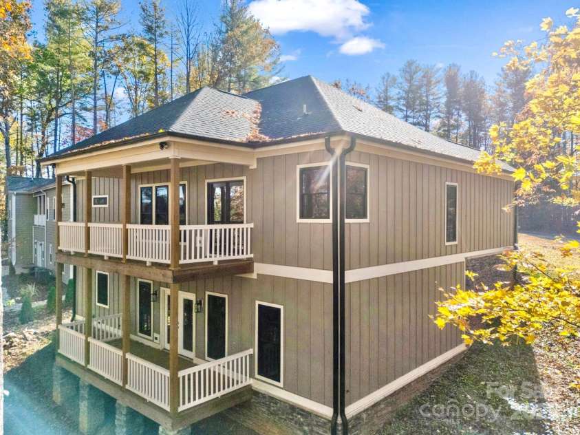 309 Sassafras Court, Lenoir, NC 28645.  MLS# CAR4316809, YatesRealty ID 7196. 