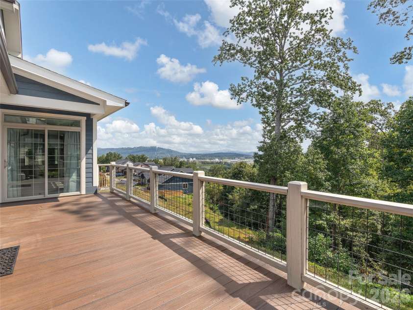 157 Waightstill Drive, Arden, NC 28704.  MLS# CAR4305400, YatesRealty ID 7197. 