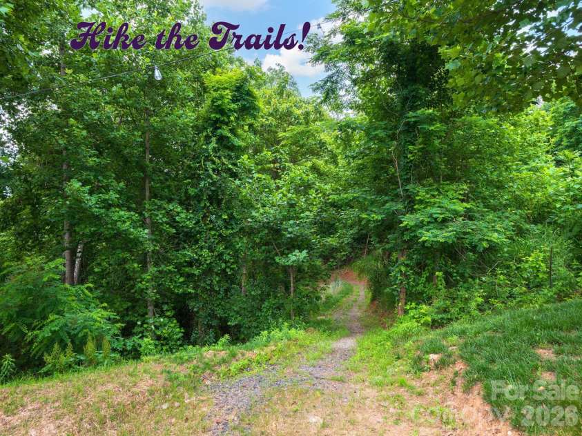 157 Waightstill Drive, Arden, NC 28704.  MLS# CAR4305400, YatesRealty ID 7197. 
