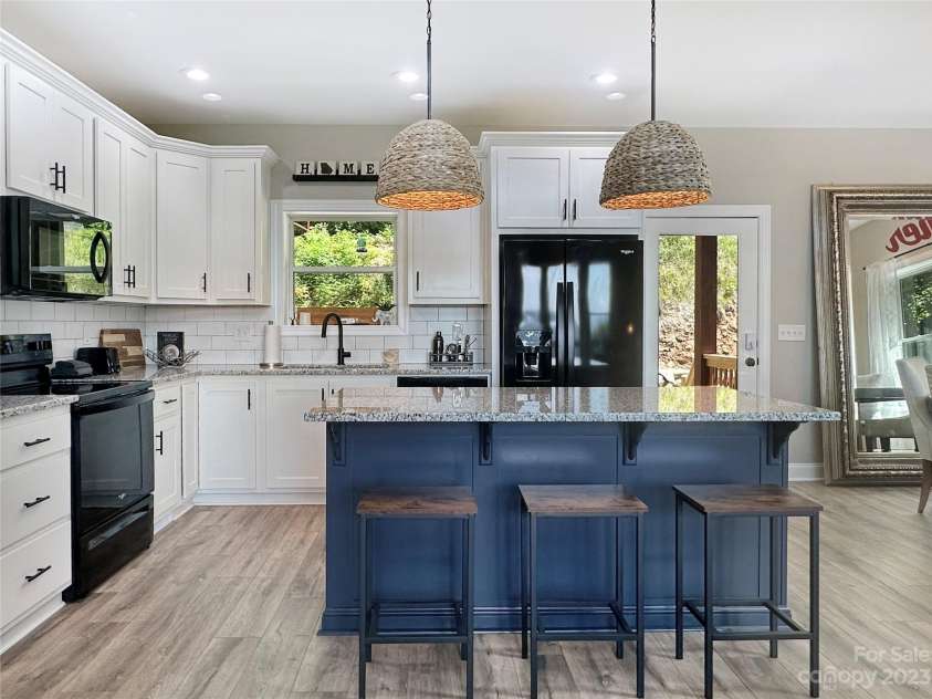 1105 Falls View Drive, Bryson City, NC 28713.  MLS# CAR4101979, YatesRealty ID 72. Kitchen with Everything you Need