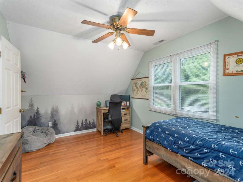 578 Hilltop Farm Road, Canton, NC 28716.  MLS# CAR4171988, YatesRealty ID 720. 
