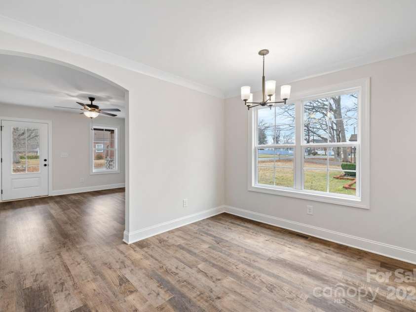 1007 Wentworth Street, Reidsville, NC 27320.  MLS# CAR4233133, YatesRealty ID 7200. 