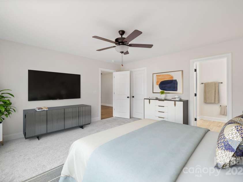 1007 Wentworth Street, Reidsville, NC 27320.  MLS# CAR4233133, YatesRealty ID 7200. 