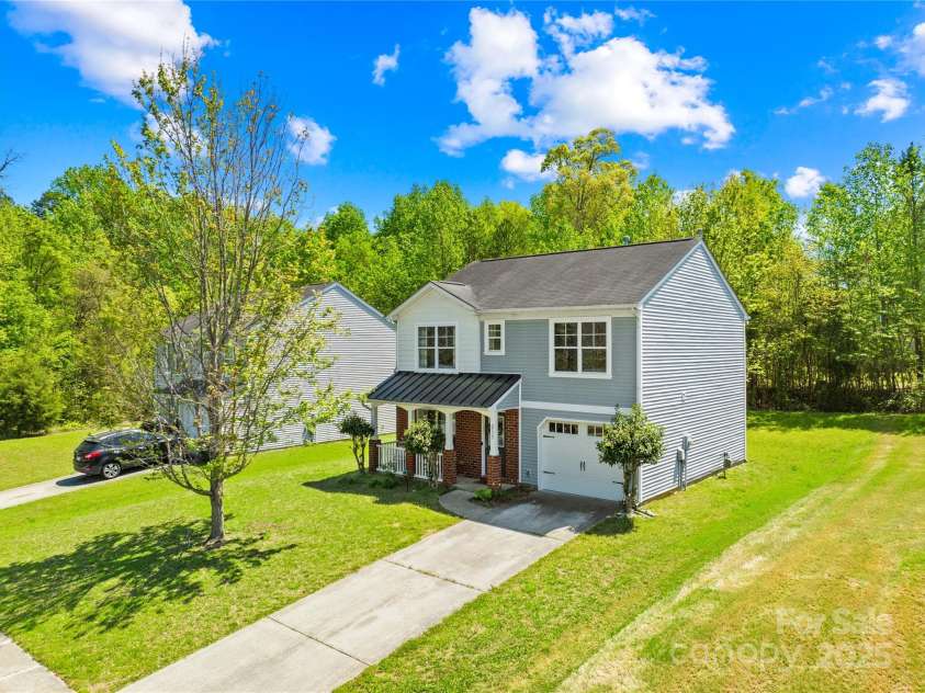 2115 Sonoma Valley Drive, Charlotte, NC 28214.  MLS# CAR4247559, YatesRealty ID 7201. 