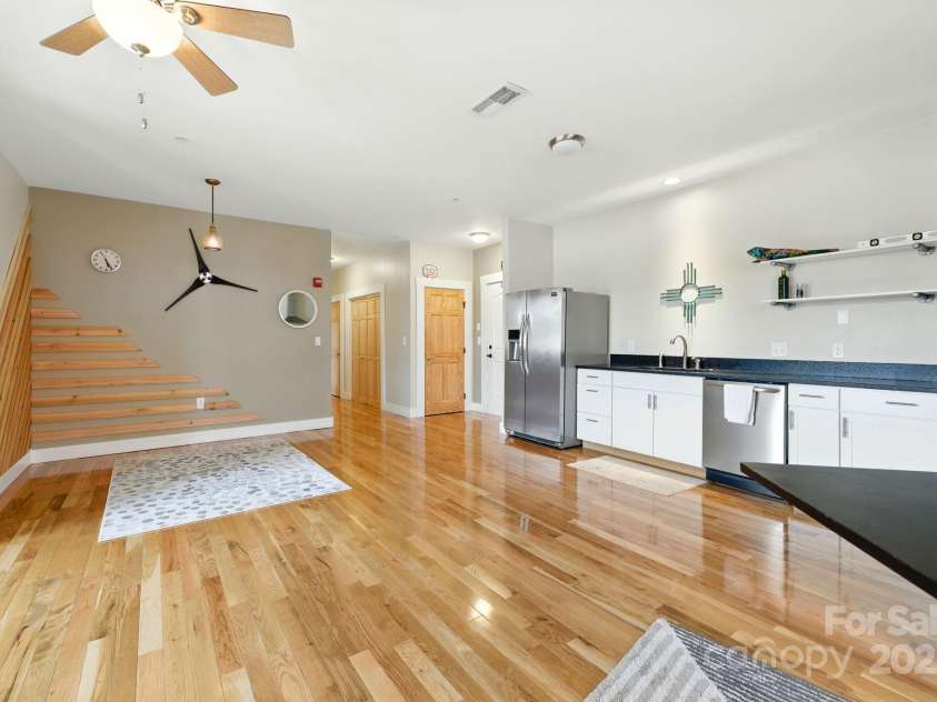 23 Broad Street, Brevard, NC 28712.  MLS# CAR4296466, YatesRealty ID 7202. 