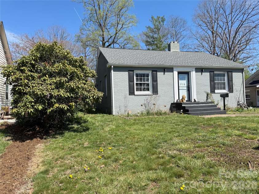 316 Sharon Avenue, Lenoir, NC 28645.  MLS# CAR4361436, YatesRealty ID 7202. 
