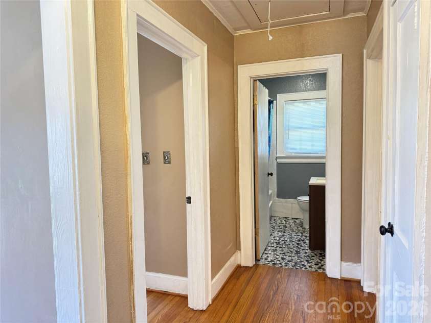 316 Sharon Avenue, Lenoir, NC 28645.  MLS# CAR4361436, YatesRealty ID 7202. Hallway