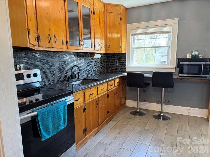 316 Sharon Avenue, Lenoir, NC 28645.  MLS# CAR4361436, YatesRealty ID 7202. Kithcen