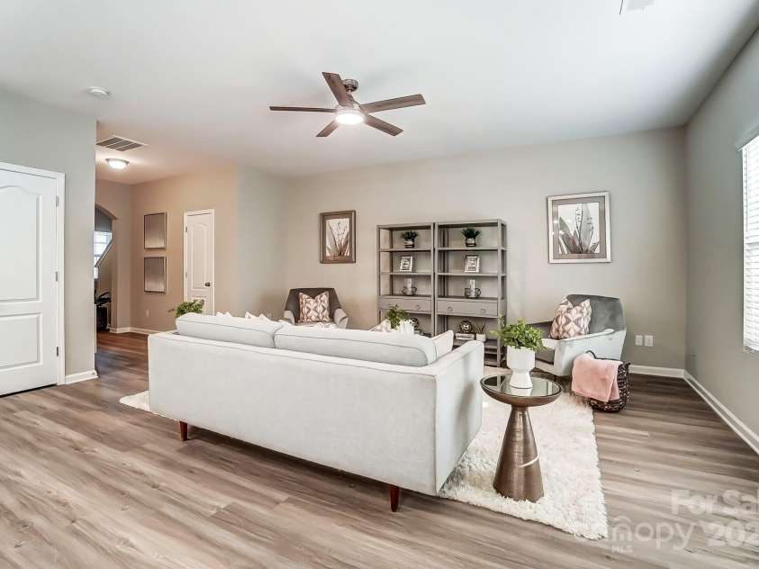 129 Woodbridge Circle, Mount Holly, NC 28120.  MLS# CAR4220719, YatesRealty ID 7203. 