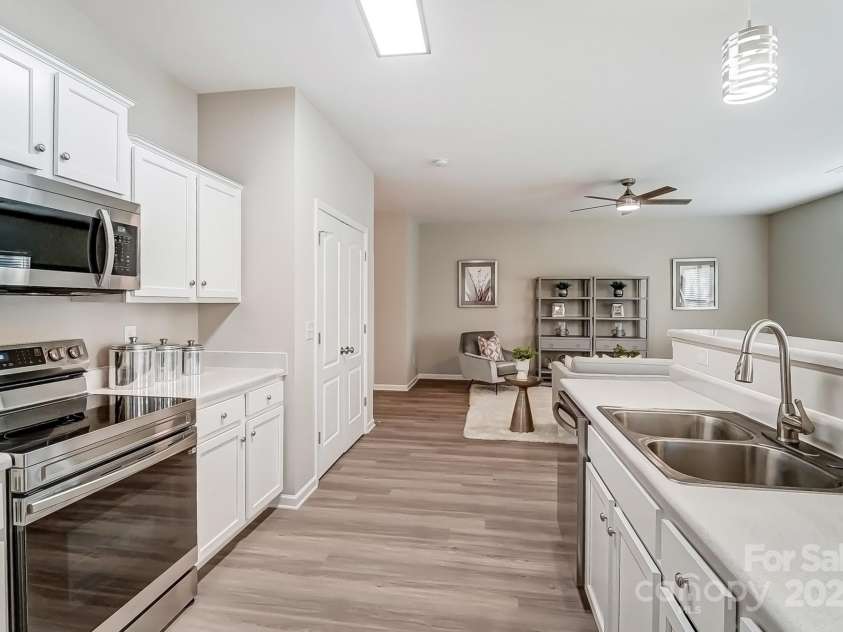 129 Woodbridge Circle, Mount Holly, NC 28120.  MLS# CAR4220719, YatesRealty ID 7203. 