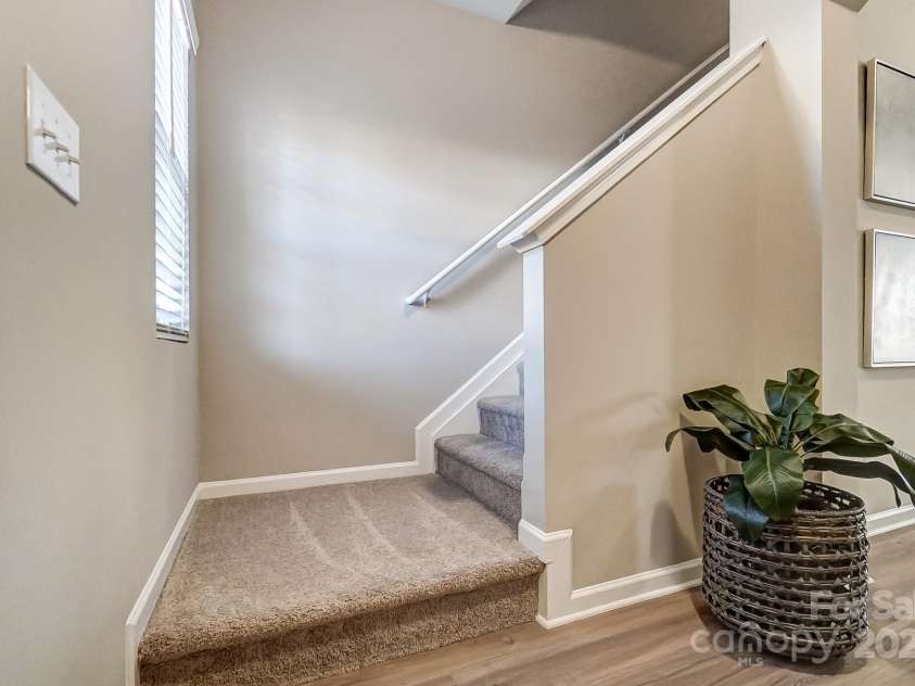 129 Woodbridge Circle, Mount Holly, NC 28120.  MLS# CAR4220719, YatesRealty ID 7203. 