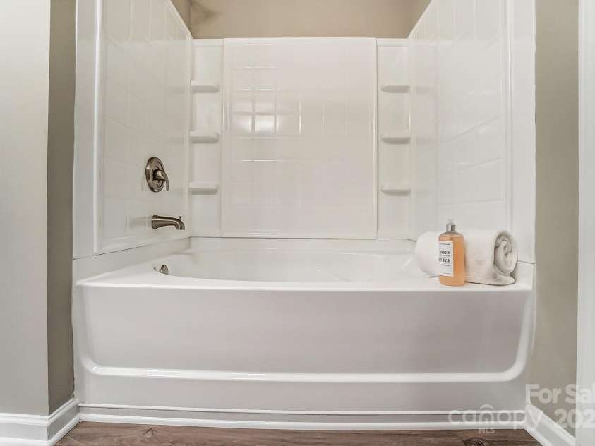 129 Woodbridge Circle, Mount Holly, NC 28120.  MLS# CAR4220719, YatesRealty ID 7203. 