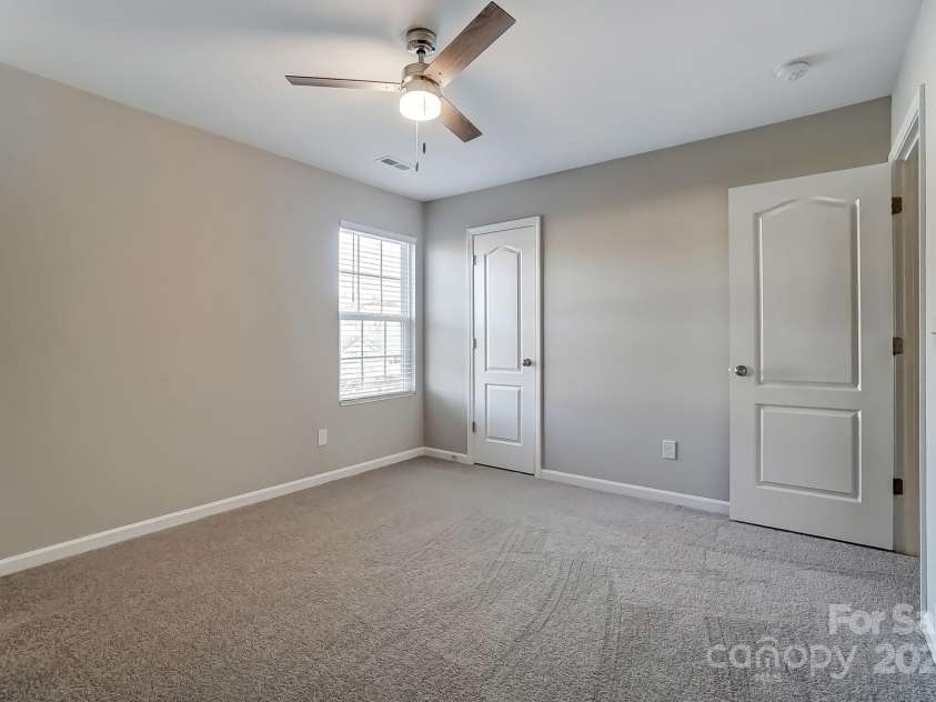 129 Woodbridge Circle, Mount Holly, NC 28120.  MLS# CAR4220719, YatesRealty ID 7203. 