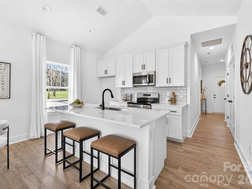 3133 Clermont Avenue, Kannapolis, NC 28081.  MLS# CAR4363220, YatesRealty ID 7205. 