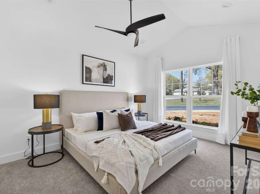 3133 Clermont Avenue, Kannapolis, NC 28081.  MLS# CAR4363220, YatesRealty ID 7205. 