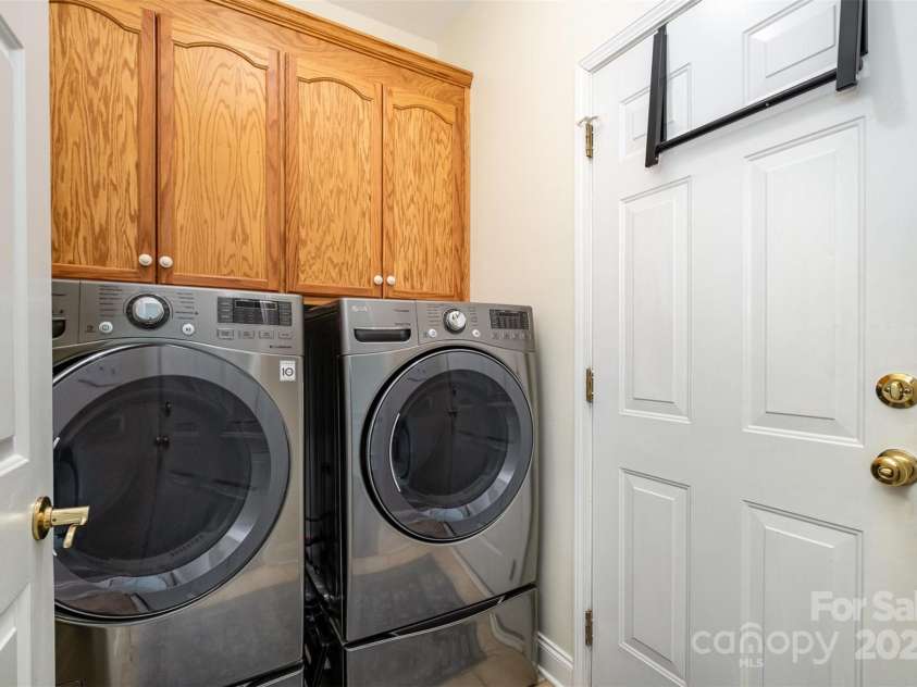 2713 Firethorn Court, Gastonia, NC 28056.  MLS# CAR4232566, YatesRealty ID 7206. 