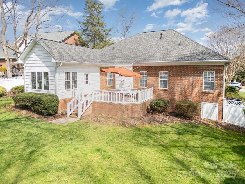 2713 Firethorn Court, Gastonia, NC 28056.  MLS# CAR4232566, YatesRealty ID 7206. 