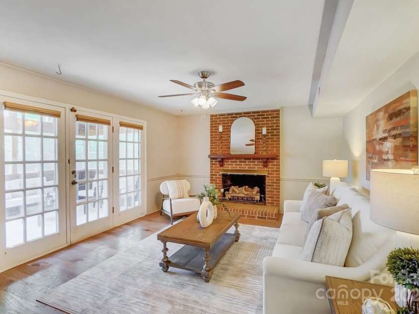 2221 Hamilton Mill Road, Charlotte, NC 28270.  MLS# CAR4245351, YatesRealty ID 7207. 
