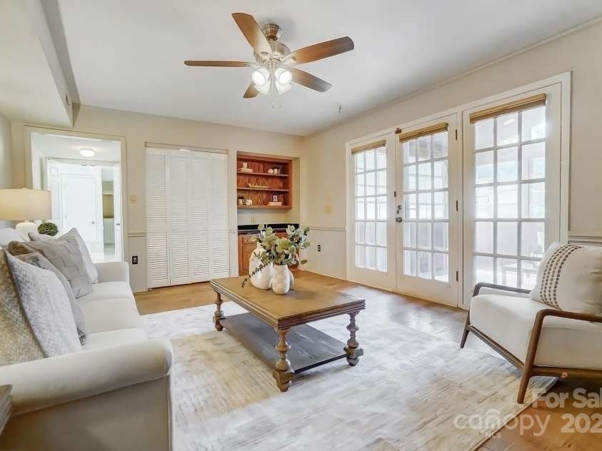 2221 Hamilton Mill Road, Charlotte, NC 28270.  MLS# CAR4245351, YatesRealty ID 7207. 