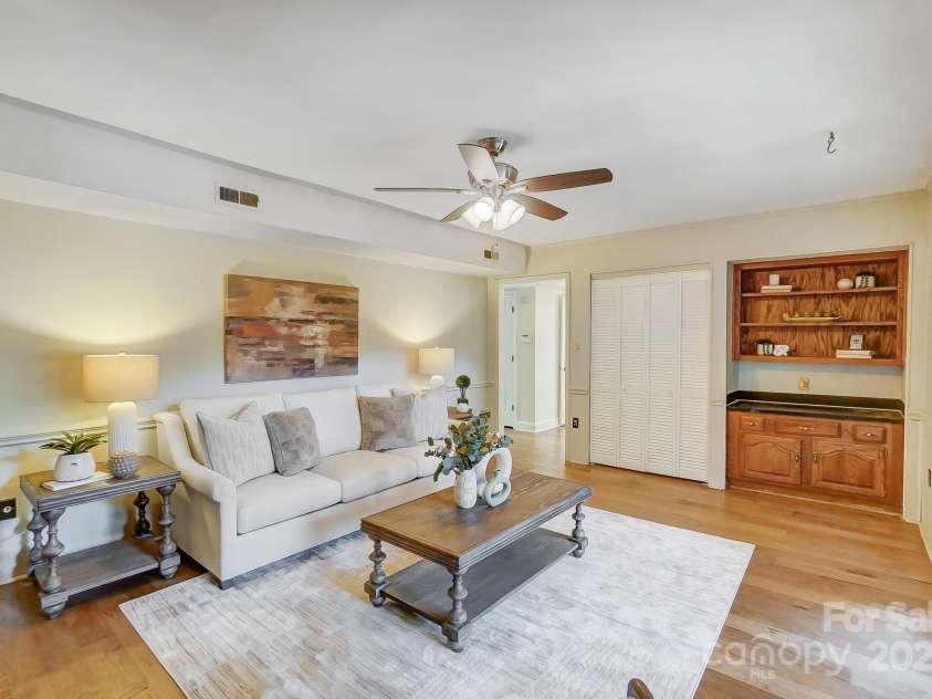 2221 Hamilton Mill Road, Charlotte, NC 28270.  MLS# CAR4245351, YatesRealty ID 7207. 