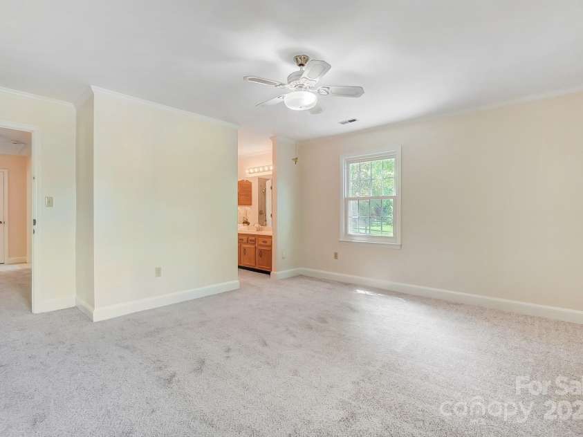 2221 Hamilton Mill Road, Charlotte, NC 28270.  MLS# CAR4245351, YatesRealty ID 7207. 