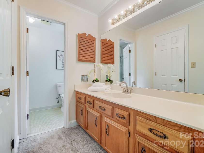 2221 Hamilton Mill Road, Charlotte, NC 28270.  MLS# CAR4245351, YatesRealty ID 7207. 