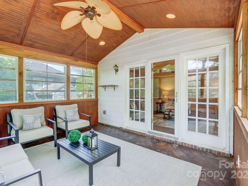 2221 Hamilton Mill Road, Charlotte, NC 28270.  MLS# CAR4245351, YatesRealty ID 7207. 
