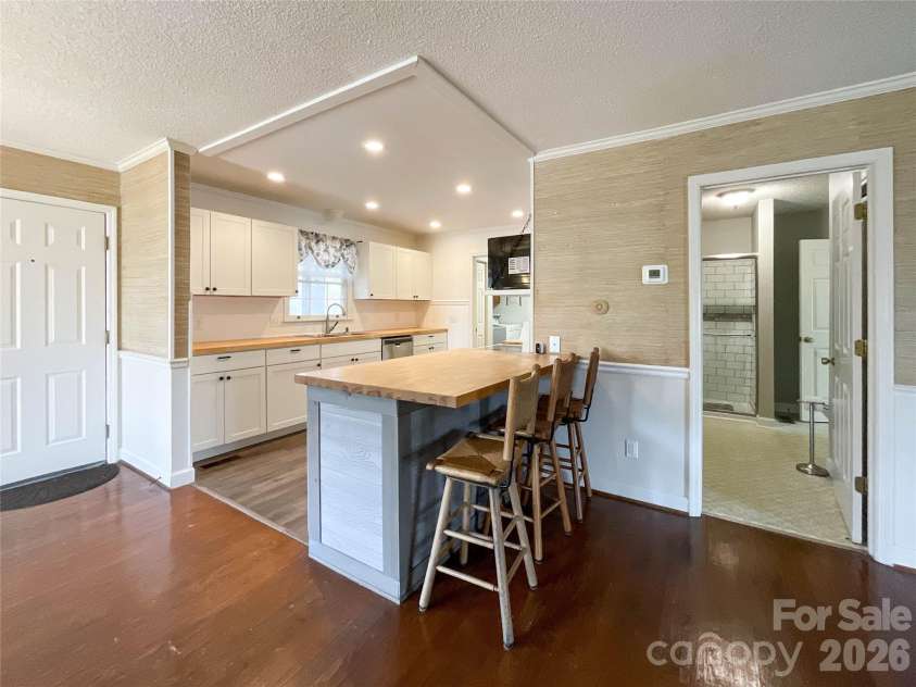 819 Triple Creek Road, Mount Croghan, SC 29727.  MLS# CAR4361115, YatesRealty ID 7208. 