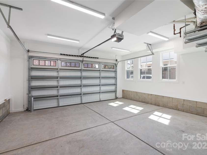 3115 Pinehurst Place, Charlotte, NC 28209.  MLS# CAR4233320, YatesRealty ID 7211. 