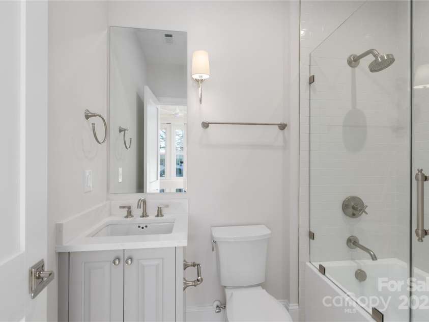 3115 Pinehurst Place, Charlotte, NC 28209.  MLS# CAR4233320, YatesRealty ID 7211. 
