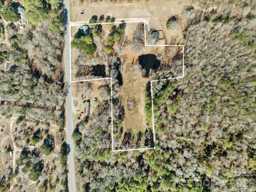2443 Highway 52 Highway, Cheraw, SC 29520.  MLS# CAR4346132, YatesRealty ID 7212. 