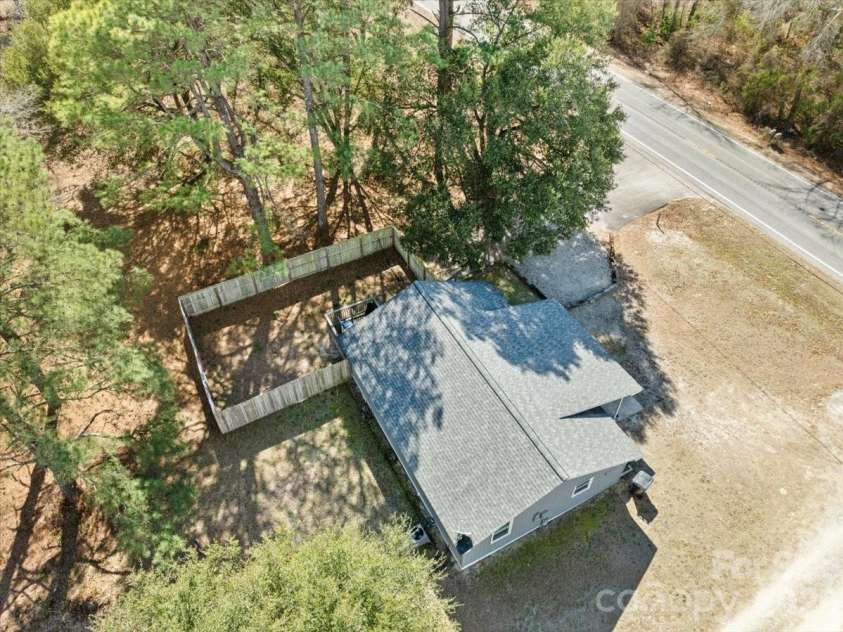2443 Highway 52 Highway, Cheraw, SC 29520.  MLS# CAR4346132, YatesRealty ID 7212. 