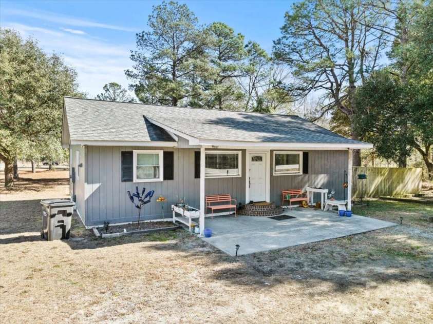 2443 Highway 52 Highway, Cheraw, SC 29520.  MLS# CAR4346132, YatesRealty ID 7212. 