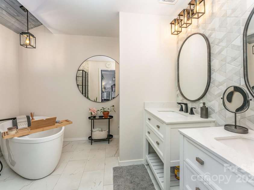 3707 Banyon Court, Concord, NC 28027.  MLS# CAR4239240, YatesRealty ID 7212. 