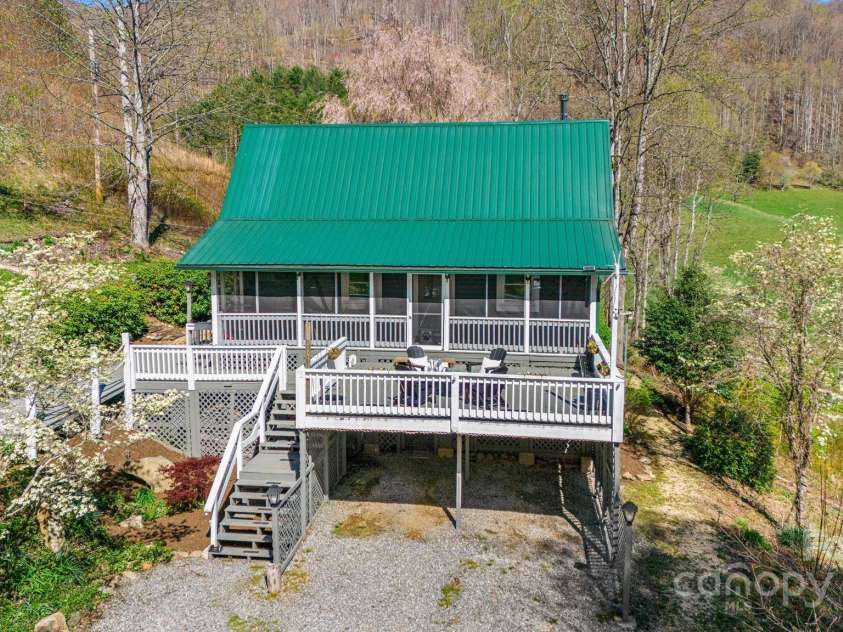 85 Woody Farm Road, Hot Springs, NC 28743.  MLS# CAR4248089, YatesRealty ID 7213. 