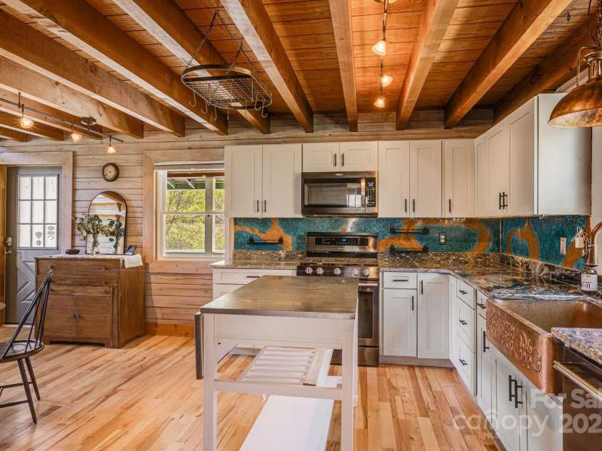 85 Woody Farm Road, Hot Springs, NC 28743.  MLS# CAR4248089, YatesRealty ID 7213. 