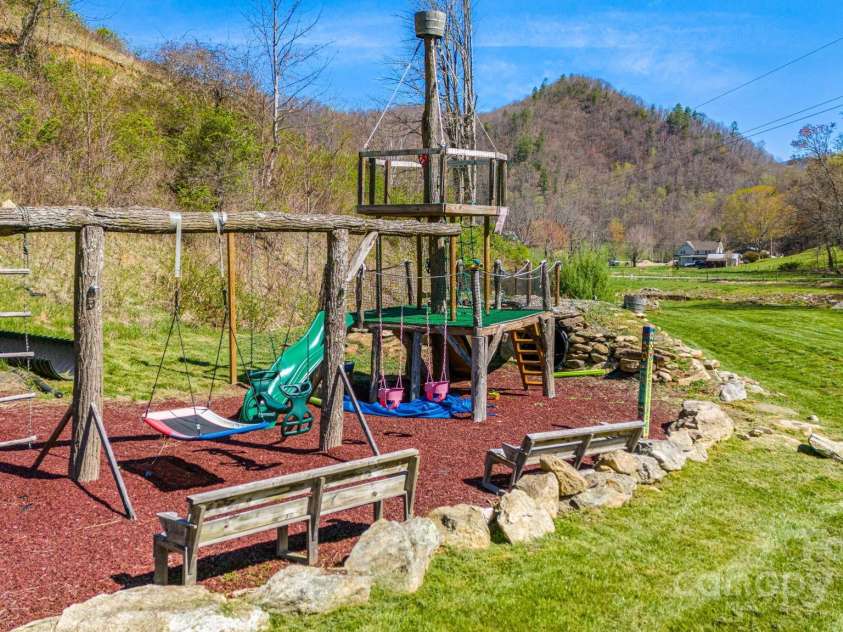 85 Woody Farm Road, Hot Springs, NC 28743.  MLS# CAR4248089, YatesRealty ID 7213. 